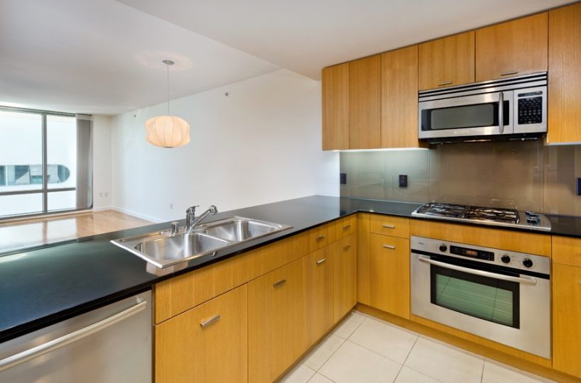 355 1 st street s 505 kitchen