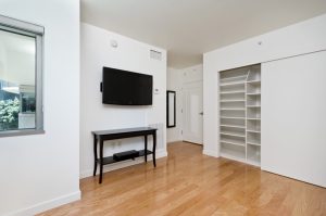 355 1 st street s 505 bedroom 1