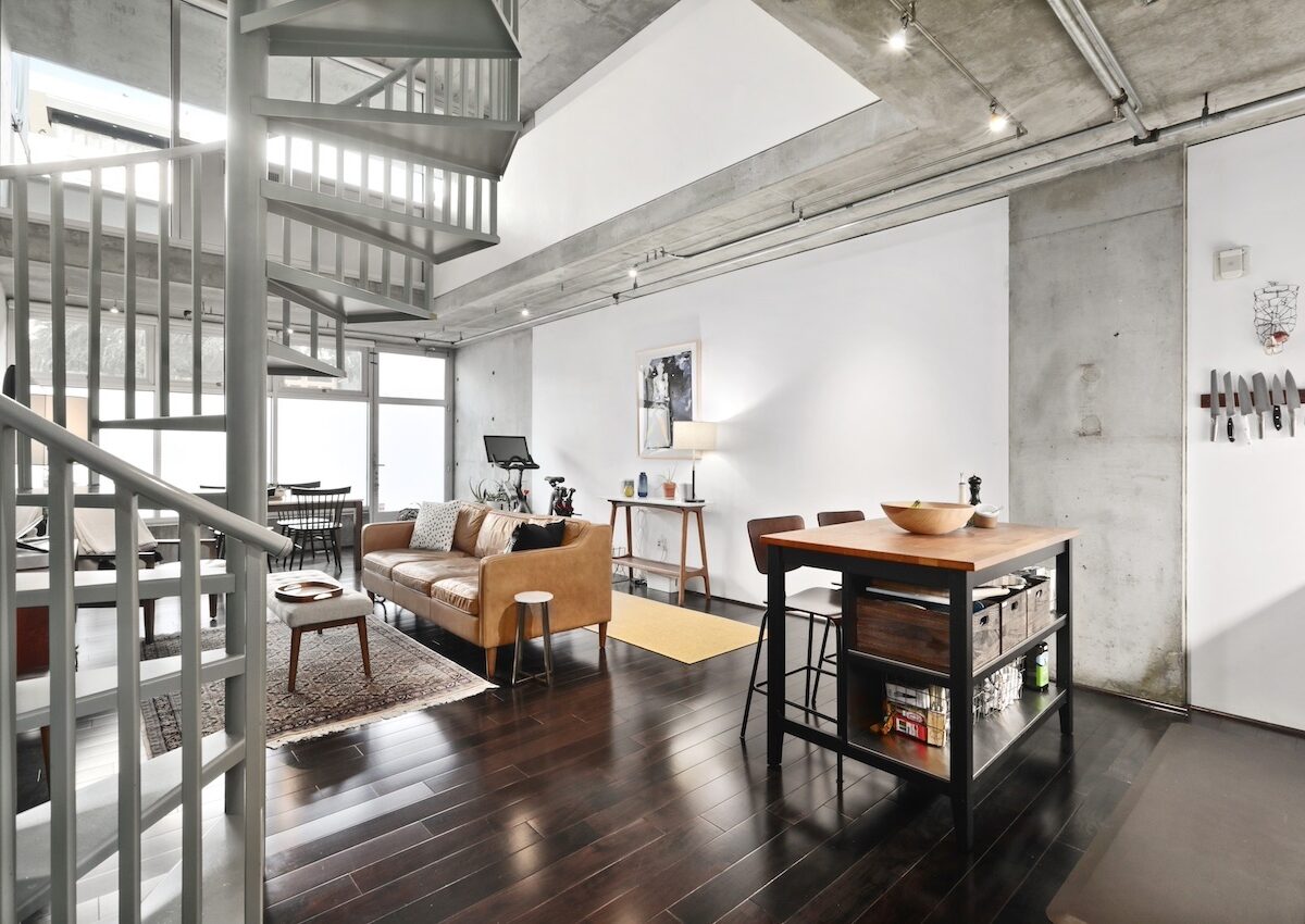 Yerba Buena Lofts #118 – photo 1
