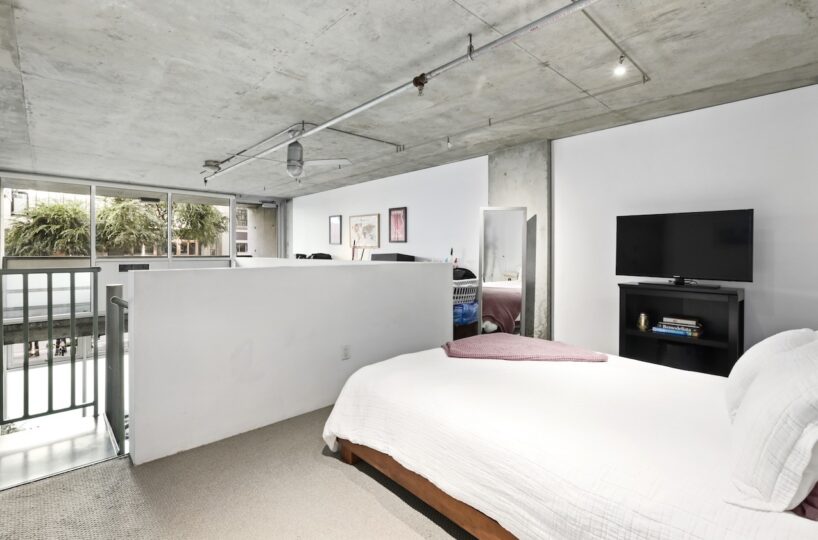 Yerba Buena Lofts #118 – photo 11