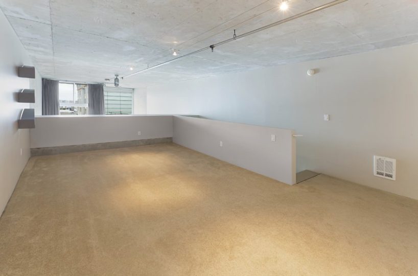 Yerba buena lofts 739 bed 1