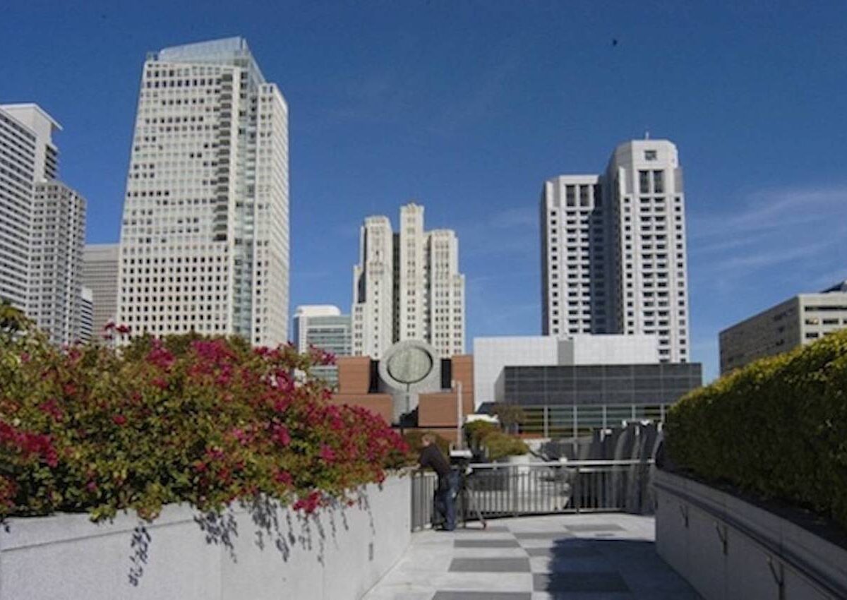 Yerba Buena Lofts – building exterior