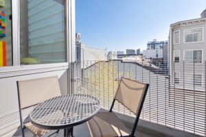 3 855 Folsom 307 deck