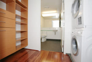 Yerbabuenalofts 709 closet