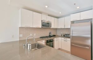Hawthorne kitchen