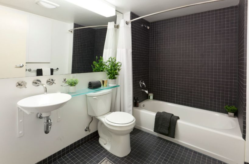 855 Folsom 723 2 Bath