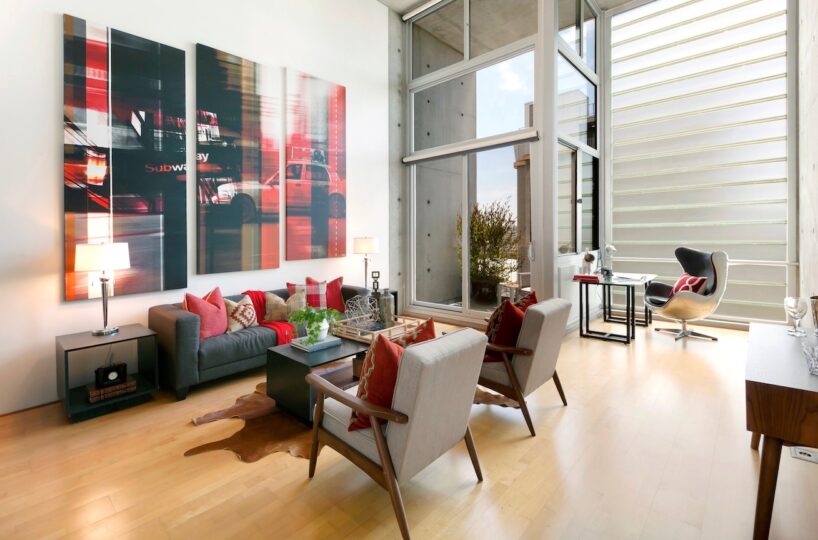 855 Folsom 731 Living Room 2