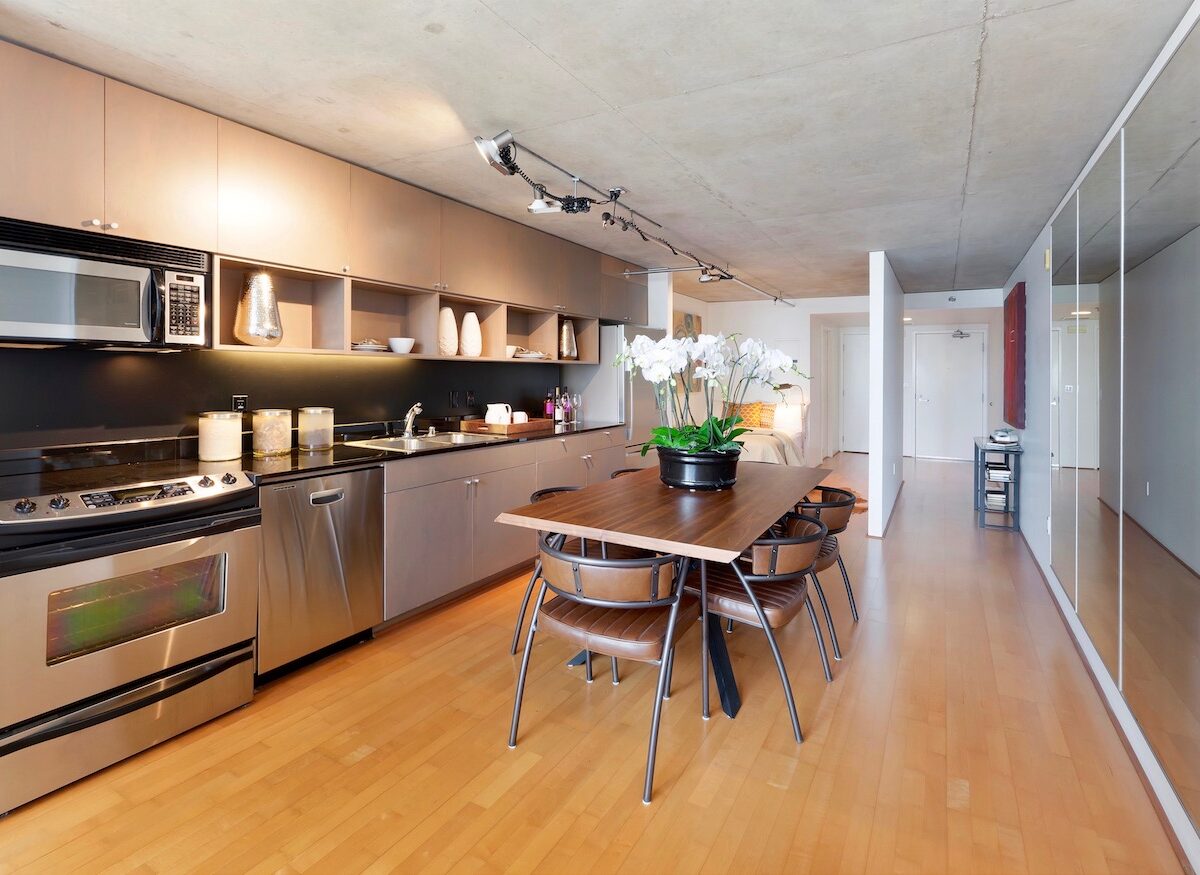 855 Folsom 731 Kitch 1