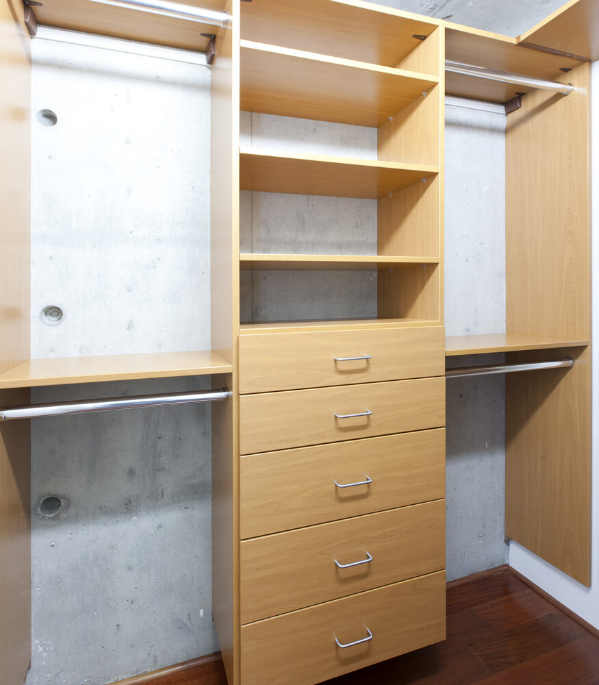 855 Folsom 916 Closet