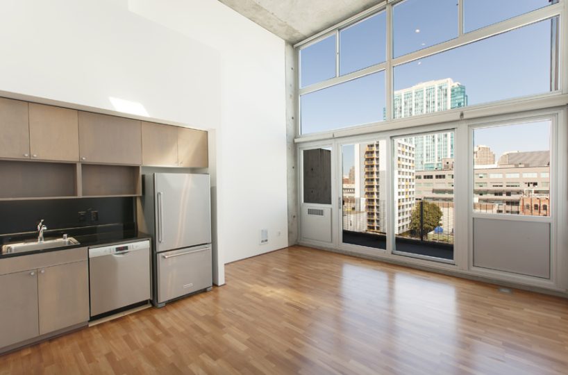 855 Folsom 916 Living Room 2