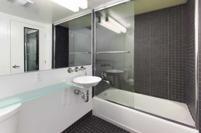 855 Folsom 726 Bath