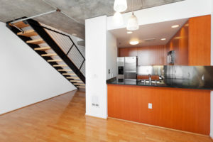 1 77 dow 1107 kitcvhen stairs