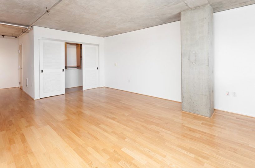 6 77 dow 1107 bedroom