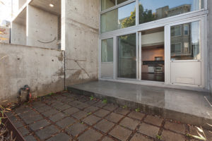 855 Folsom 105 patio 3