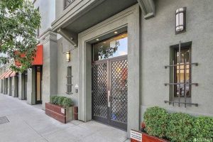821 folsom 303 entrance