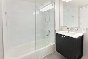 855 Folsom 533 1 Bath