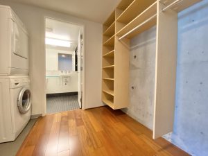 Ybl 310 closet a
