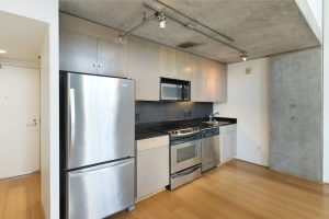 855 Folsom 304 Kitch 1