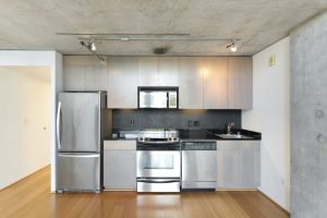 X 855 Folsom 304 Kitch 2