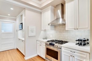 2696 Bush Street!