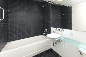 855 Folsom 340 1 Bath