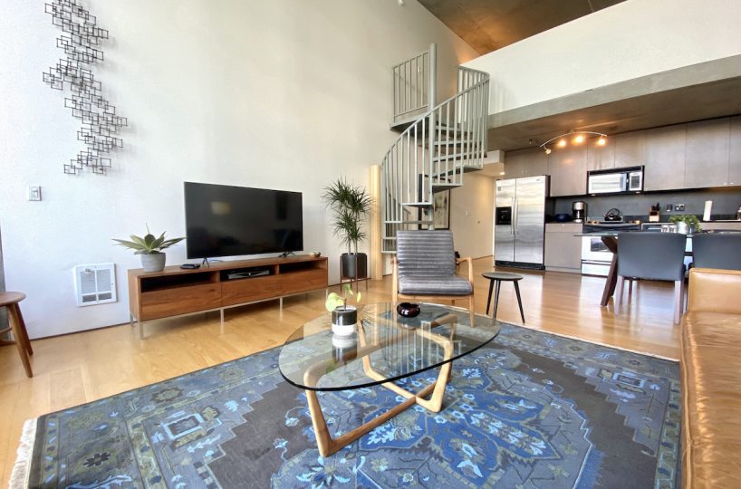 Yerba buena lofts 324 Living 2