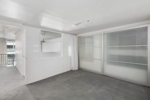 855 Folsom 742 016