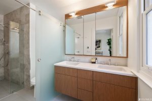 1830 jackson b bathroom
