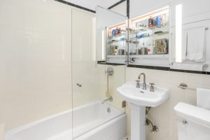 2696 Bush Bath 5