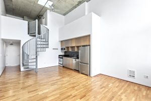 855 Folsom 916 Living Room 4
