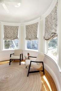 G 2696 Bush Window