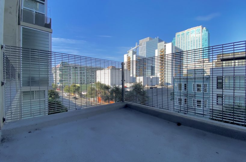 Yerba buena lofts 518 deck