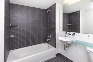 855 Folsom 915 2 Bath