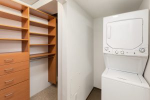 855 Folsom 915 Laundry 2