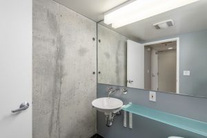 09 half bath