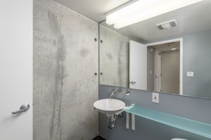 09 half bath