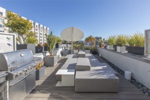 855 Folsom 517 Deck 4