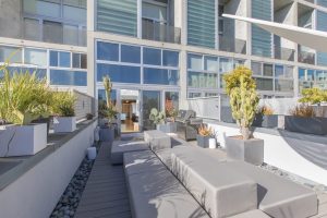 855 Folsom 517 Deck 2