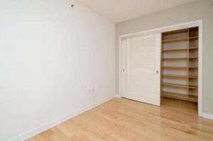 2 a 199 new montgomery 1504 Den