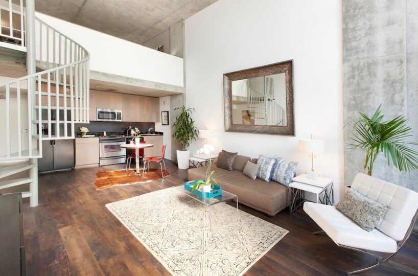 855 Folsom 333 Living Room 2