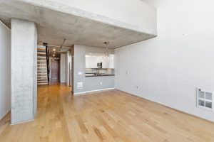 77 Dow 1309 Living Room 2