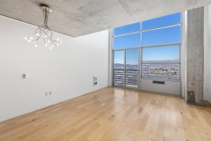 77 Dow 1309 Living Room 5