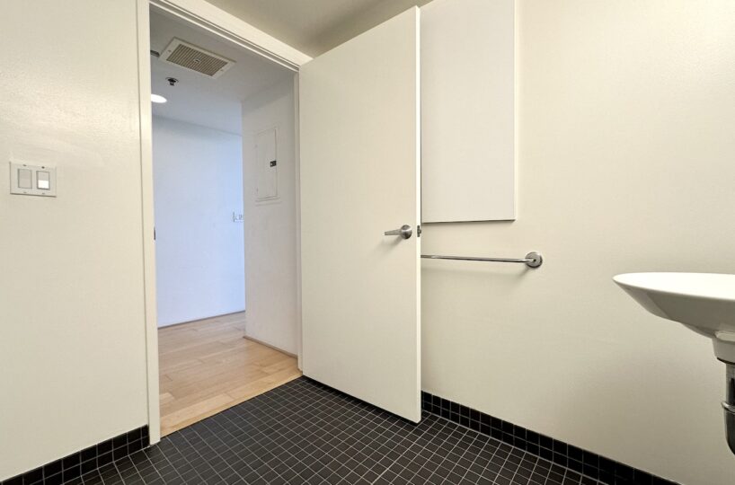 855 folsom 321 bath