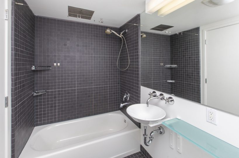 Yerba Buena Lofts Penthouse bathroom