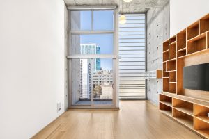 855 Folsom 910 Living Room 4