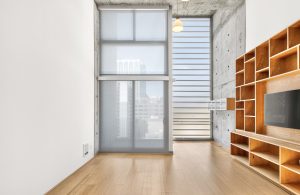 855 Folsom 910 Living Room 2
