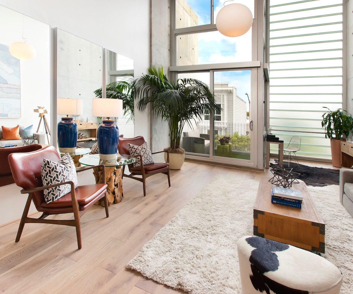 855 Folsom 311 Living Room 3