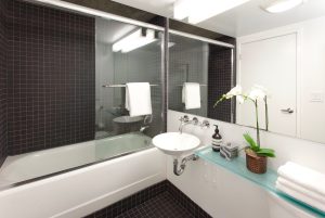 855 Folsom 311 2 Bath