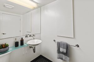 855 Folsom 311 2 Bath