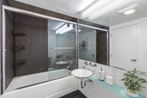 855 Folsom 311 1 Bath